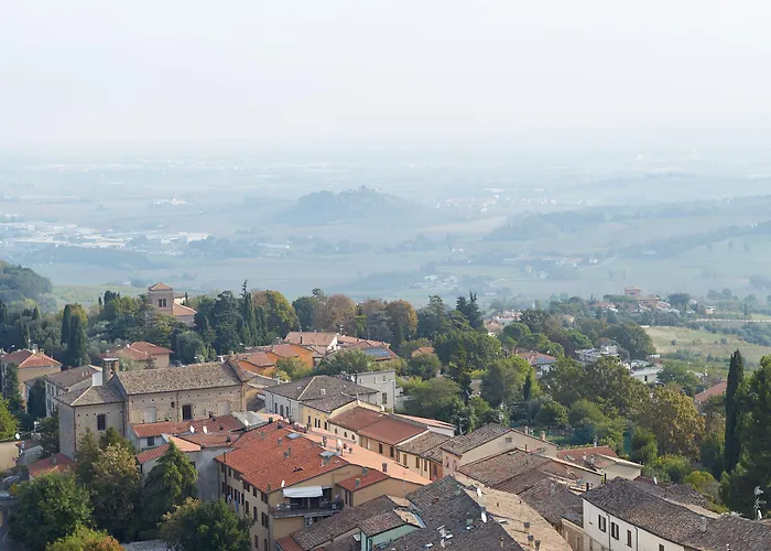 فندق Panorama بيرتينورو
